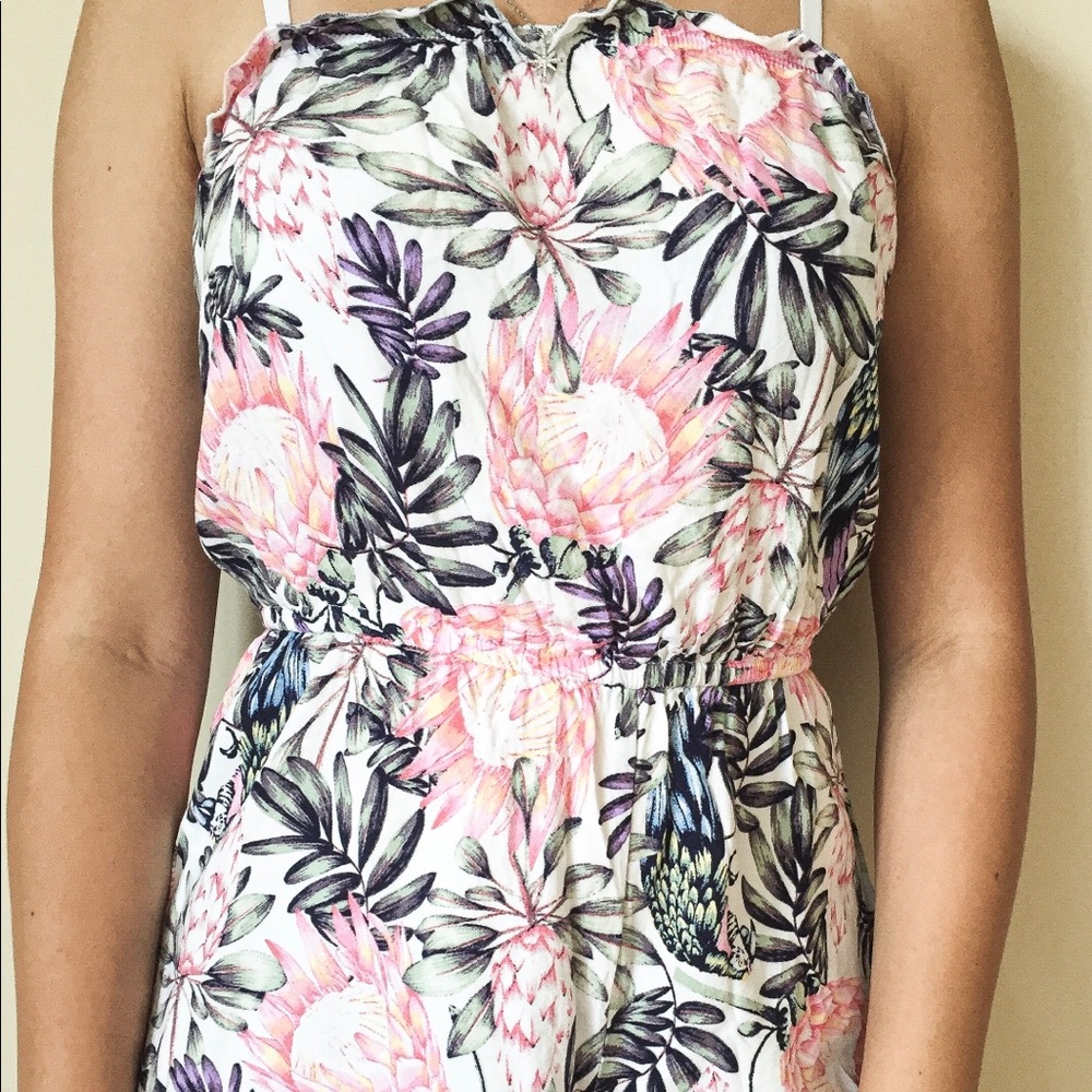 H&M flowy floral off the shoulder romper XS / SMALL
